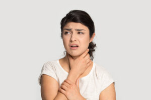 Why Is My Throat Sore Only On One Side? – Miosuperhealth